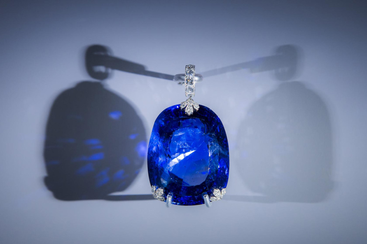 blue-safir