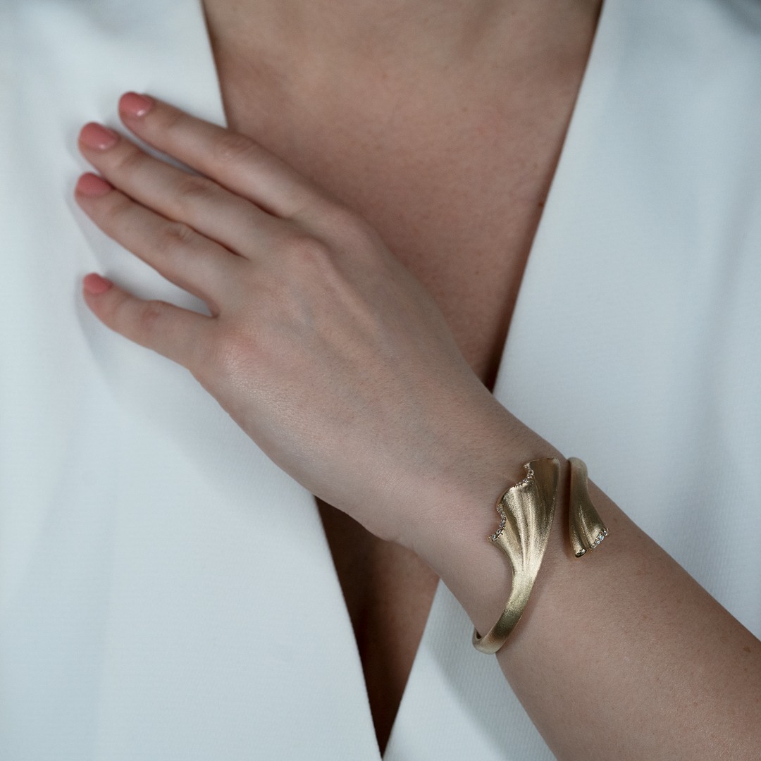 Brățară cu efect satinat din aur galben de 14K